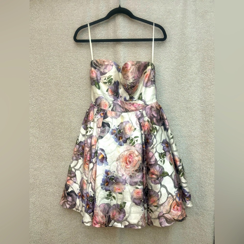 For You Dress Size 10 Strapless Floral Mini Dress